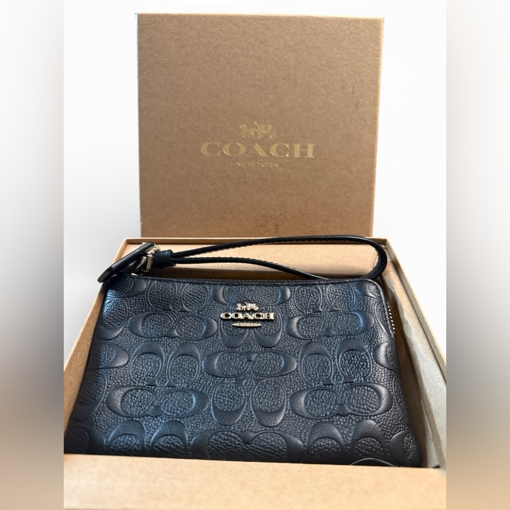 Coach Raised Logo Calf Leather Zip Around Wristlet w/ box - Picture 2 of 5